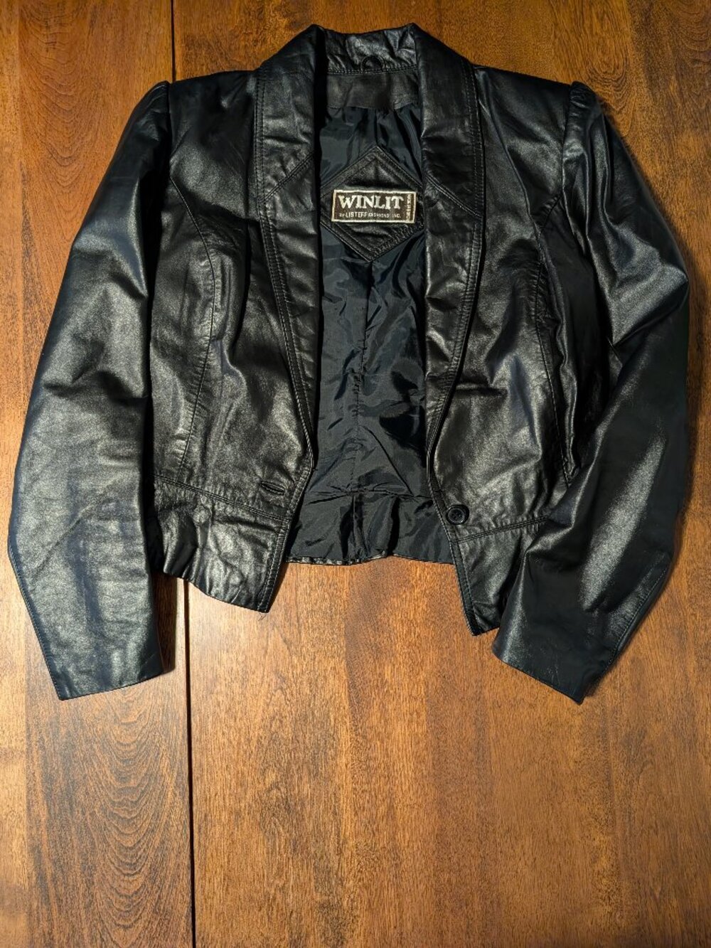 Vintage black cropped leather jacket